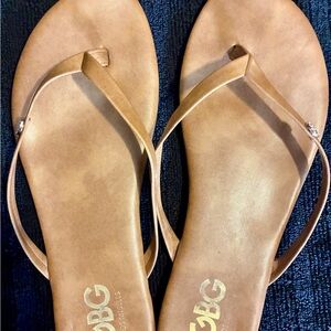 GBG Los Angeles Brown Women's Sandals